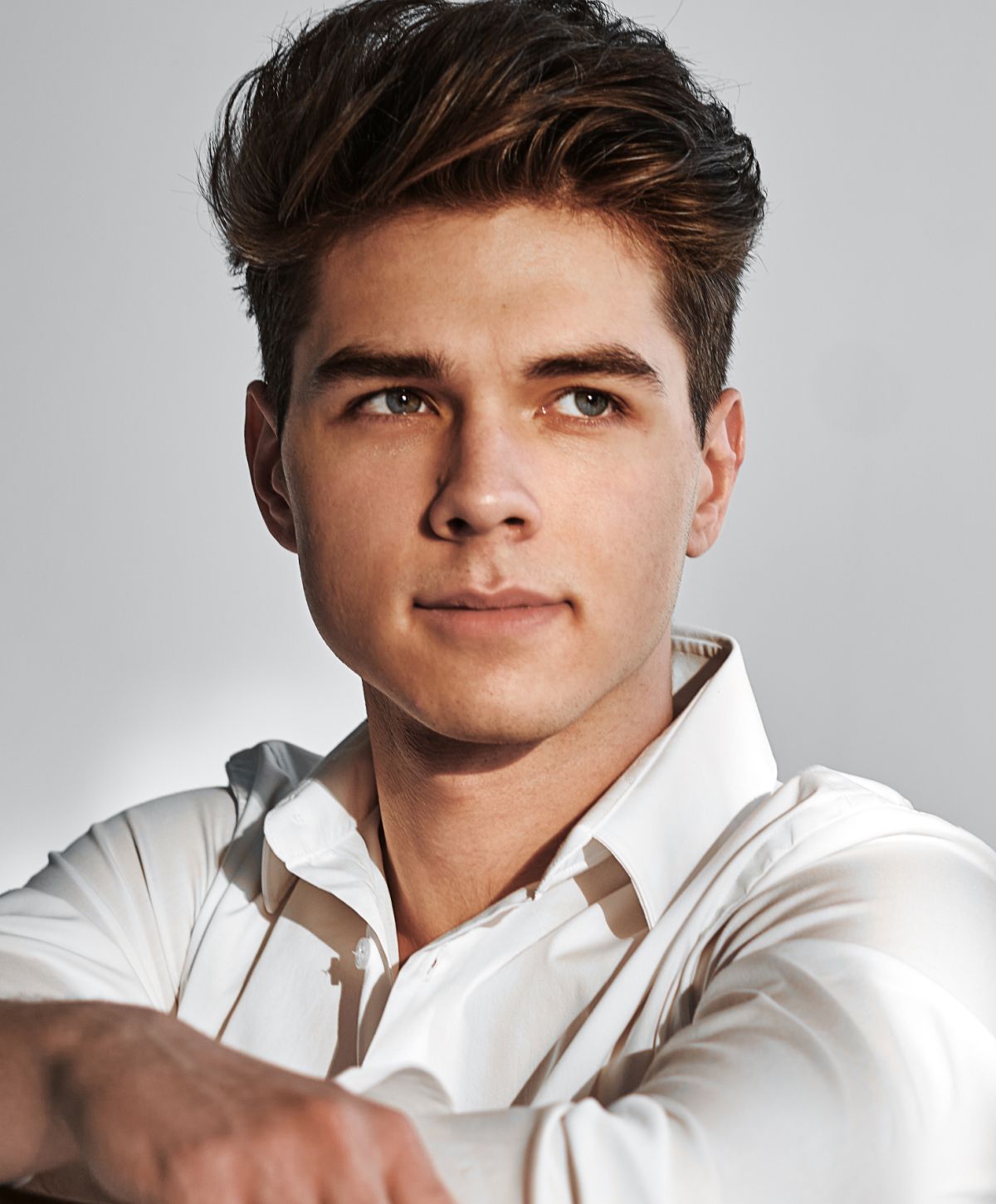 costa mesa prf hair restoration model with brown hair