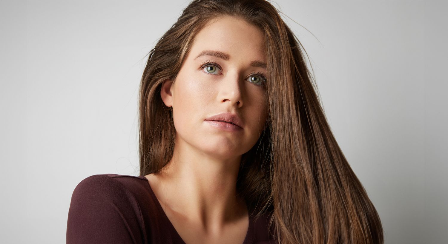 costa mesa prp hair restoration model with brown hair